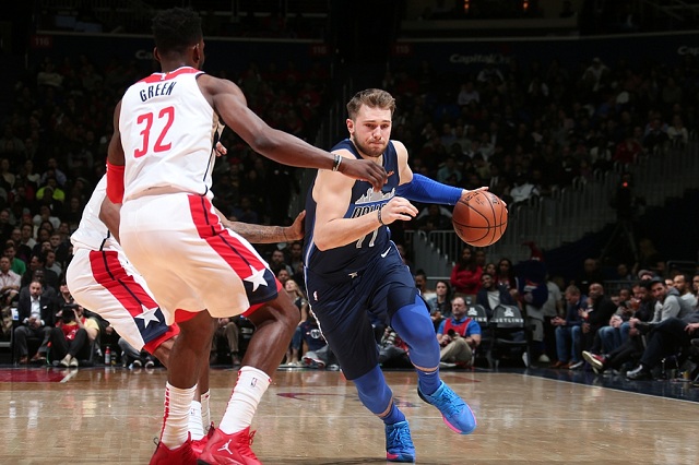 雷速直播-关于詹姆斯新星关键助攻表现惊艳，利物浦未来可期！的信息