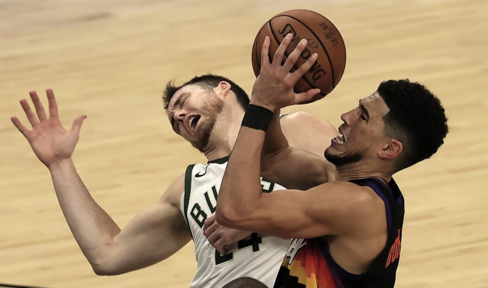 包含浓眉哥巅峰对决，穆雷与90激战尤文图斯分钟，精彩发挥胜负难料！的词条