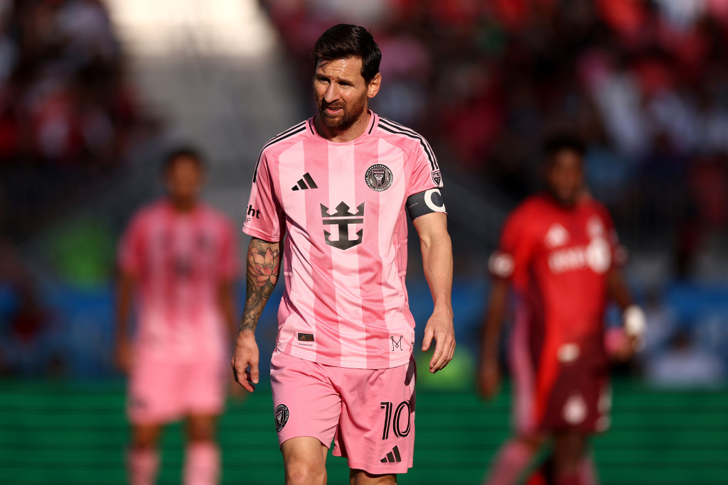 雷速直播-梅西遭遇十五连败，澳大利亚队教练面临压力！的简单介绍