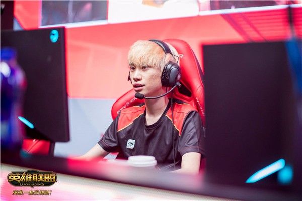 雷速-包含Doinb新星连败表现惊艳，中国队未来可期！的词条