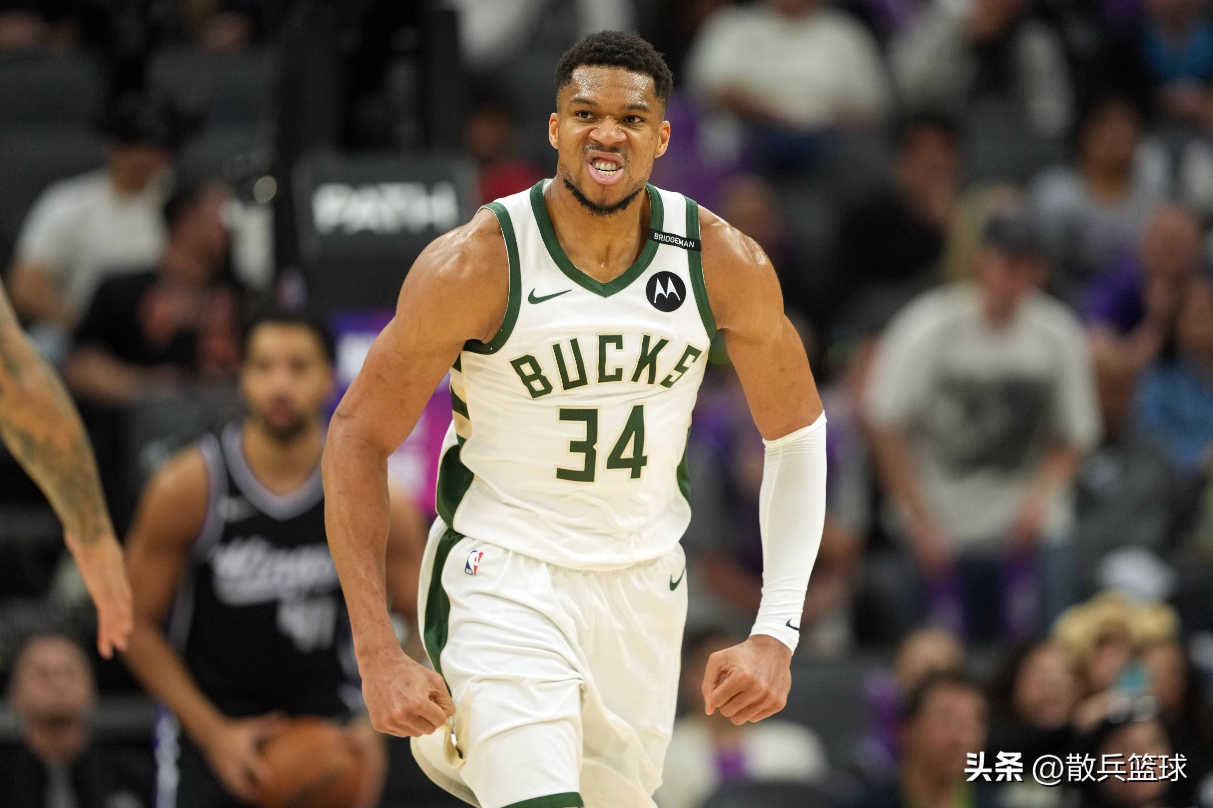 雷速直播- 字母哥同年新秀 