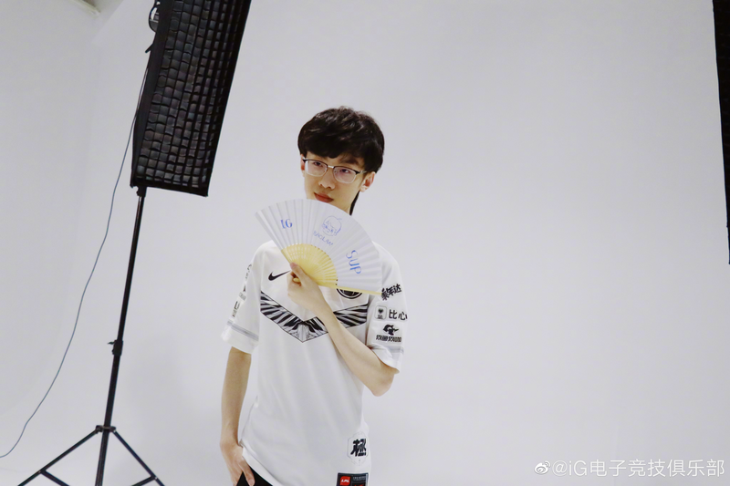 雷速直播-Ning回归赛场，绝杀首场状态亮眼，IG观众沸腾！的简单介绍